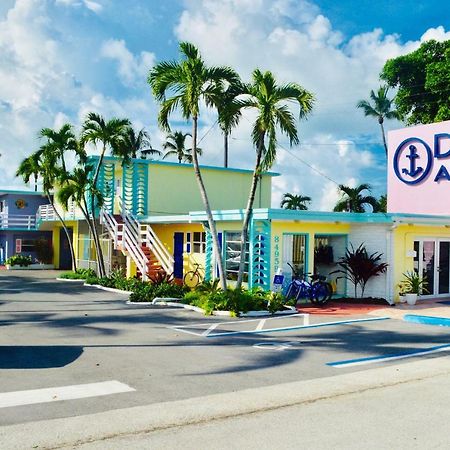 Drop Anchor Resort & Marina 아일라모라다 외부 사진
