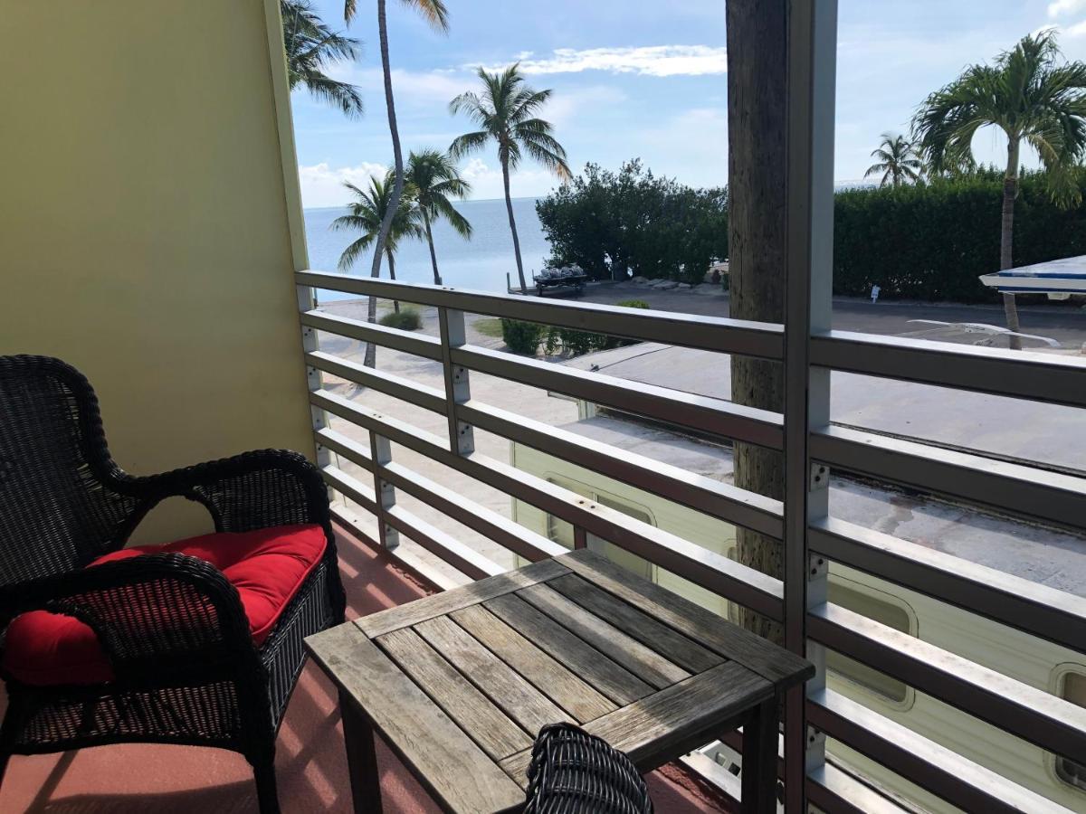 Drop Anchor Resort & Marina 아일라모라다 외부 사진